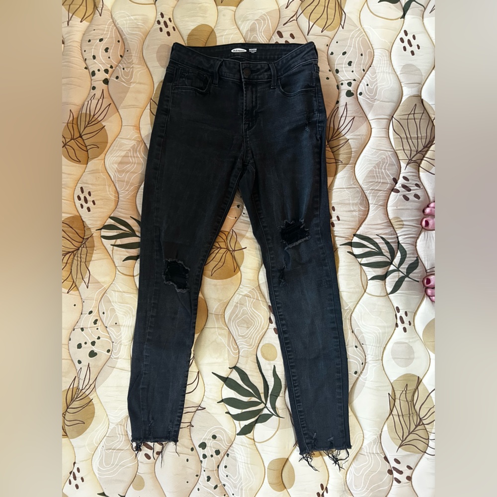 Old Navy Black Distressed Skinny Jeans
